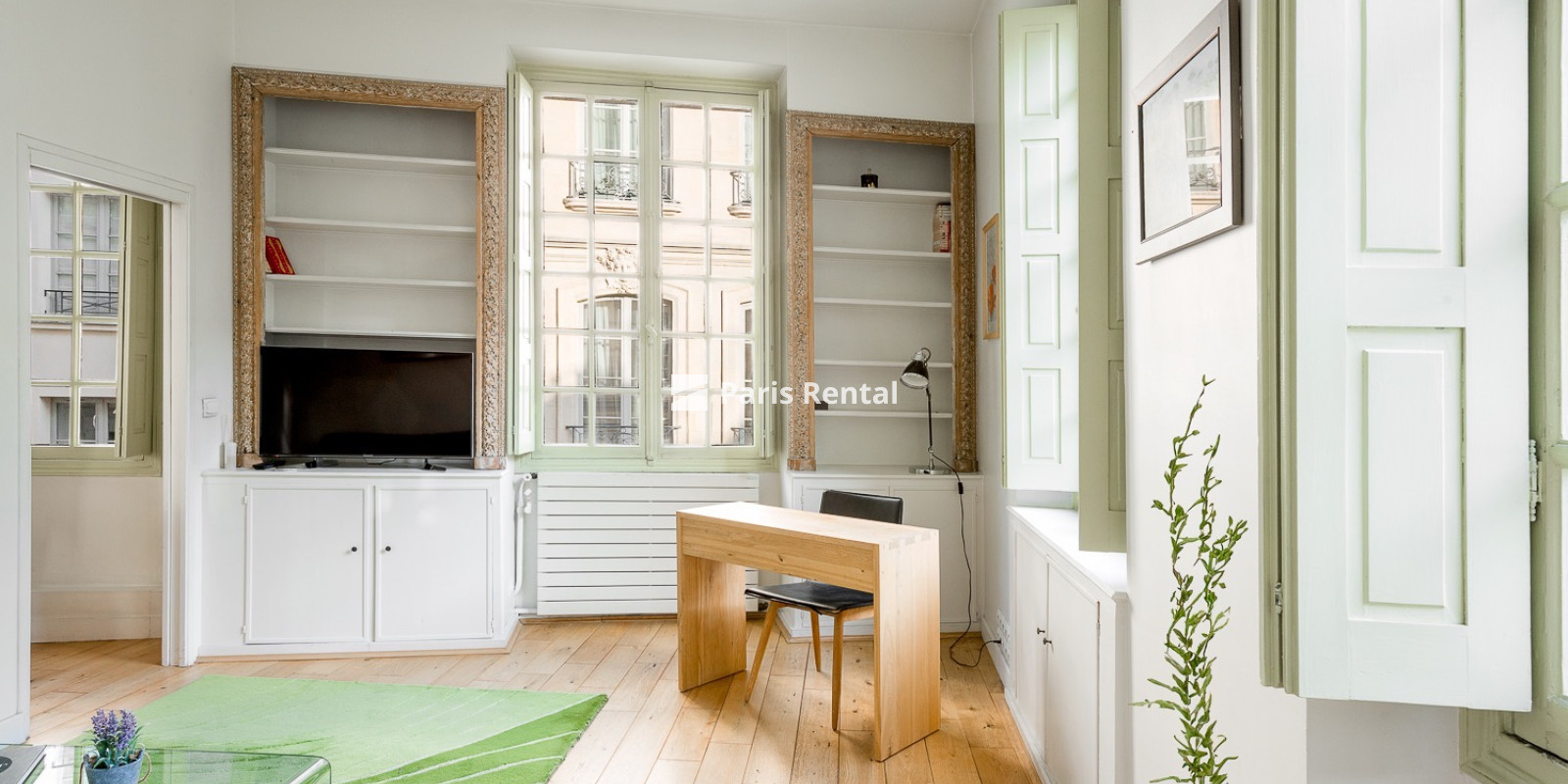  - 
    5th district
  Saint-Michel, Paris 75005
