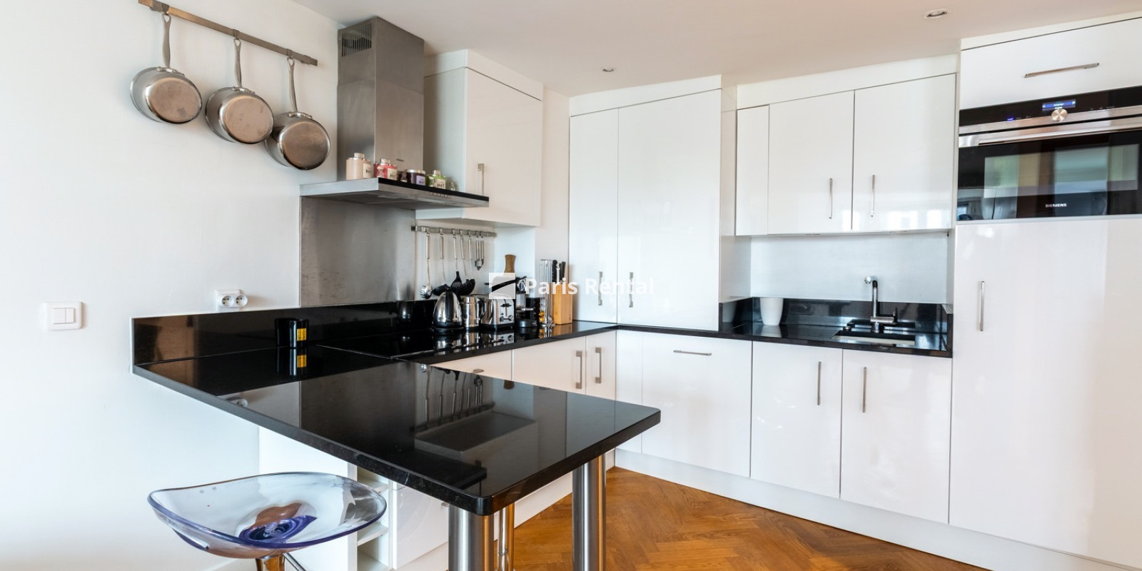  - 
    4th district
  Le Marais, Paris 75004
