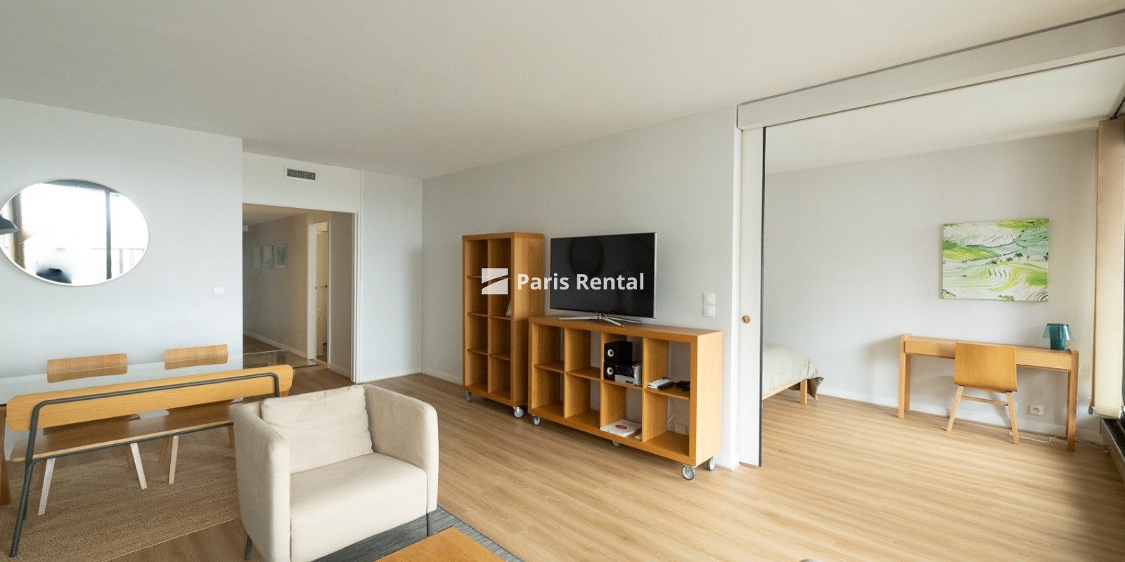  - 
    15th district
  Grenelle, Paris 75015
