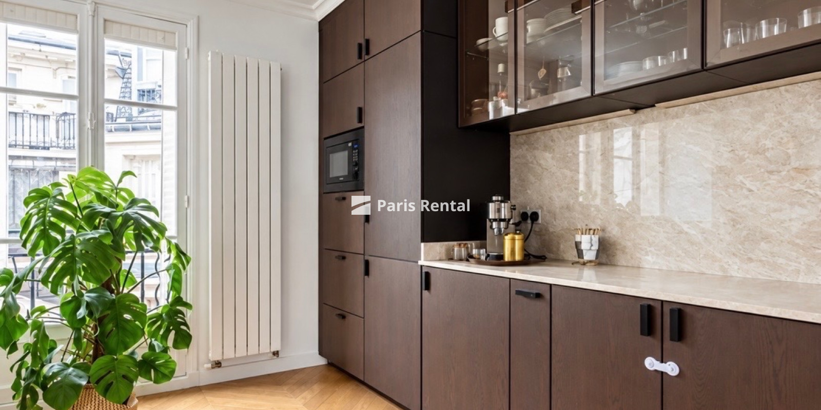  - 
    16th district
  Passy - La Muette, Paris 75016
