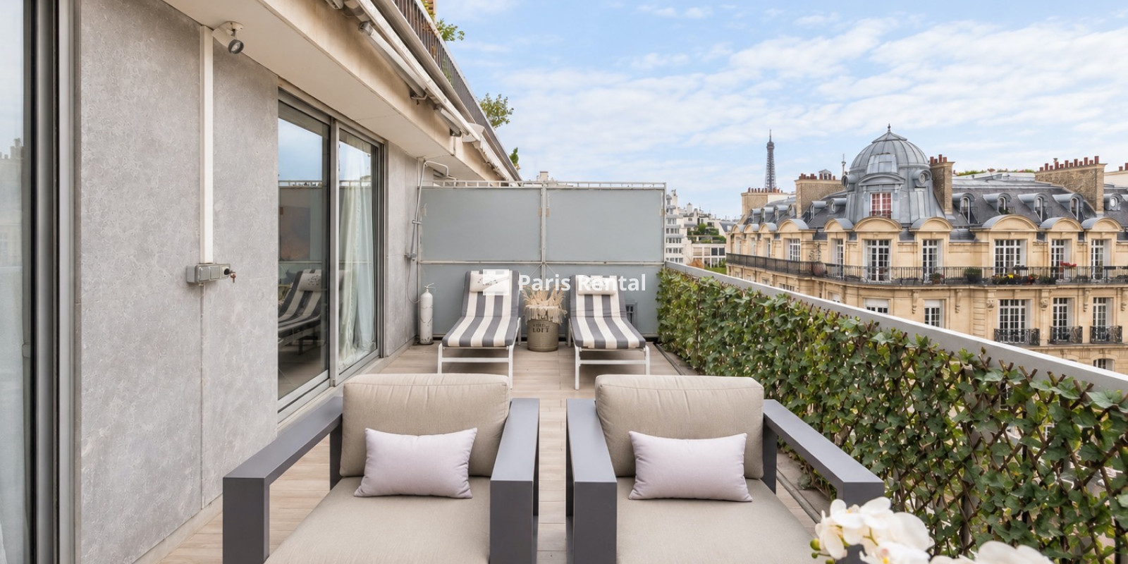  - 
    16th district
  Etoile, Paris 75016
